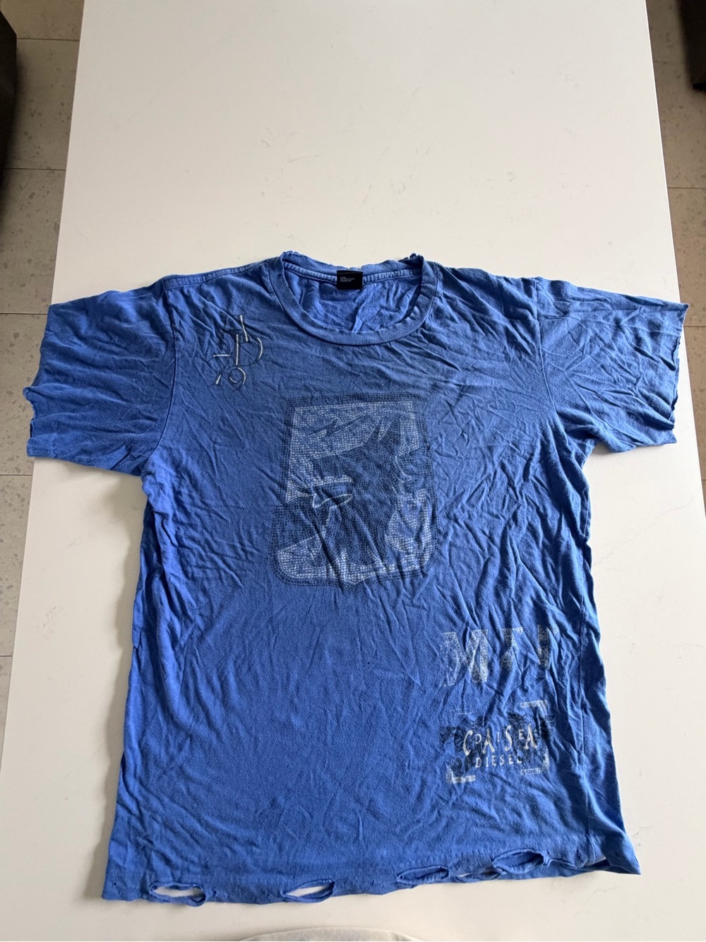 Y2K Diesel Distressed Blue Men's Graphic Crew Neck T-Shirt